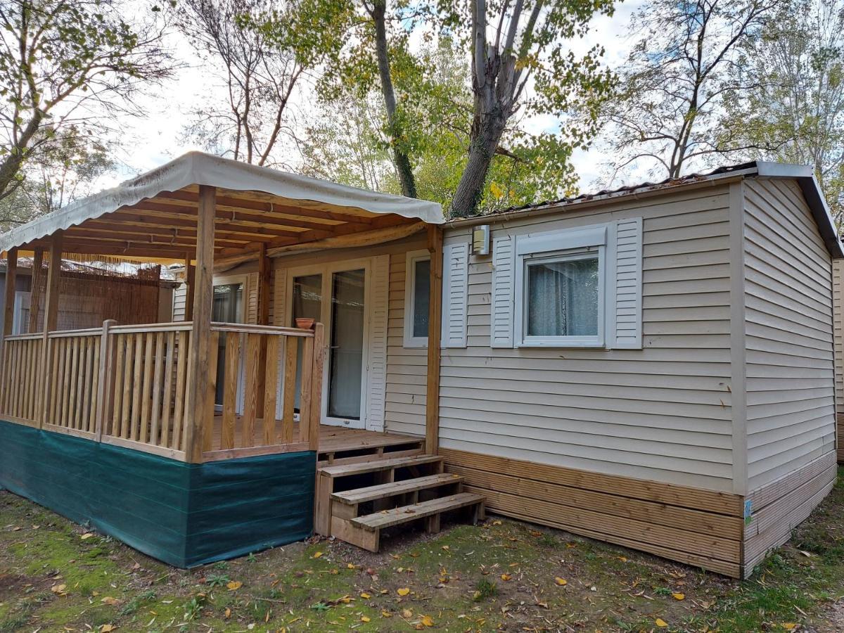 Camping Le Pre Saint-Andre Souvignargues 외부 사진