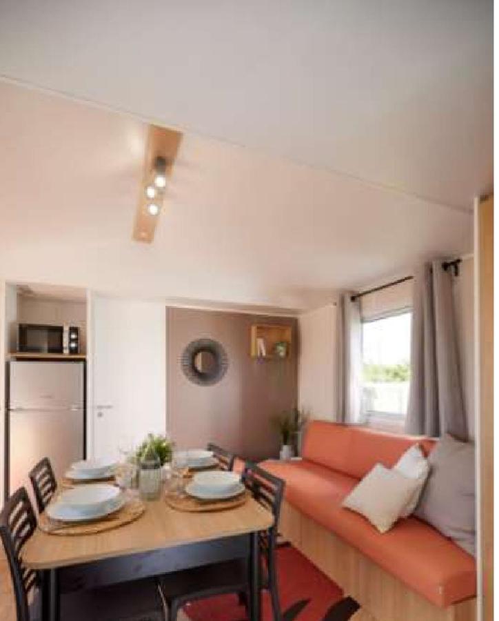Camping Le Pre Saint-Andre Souvignargues 외부 사진