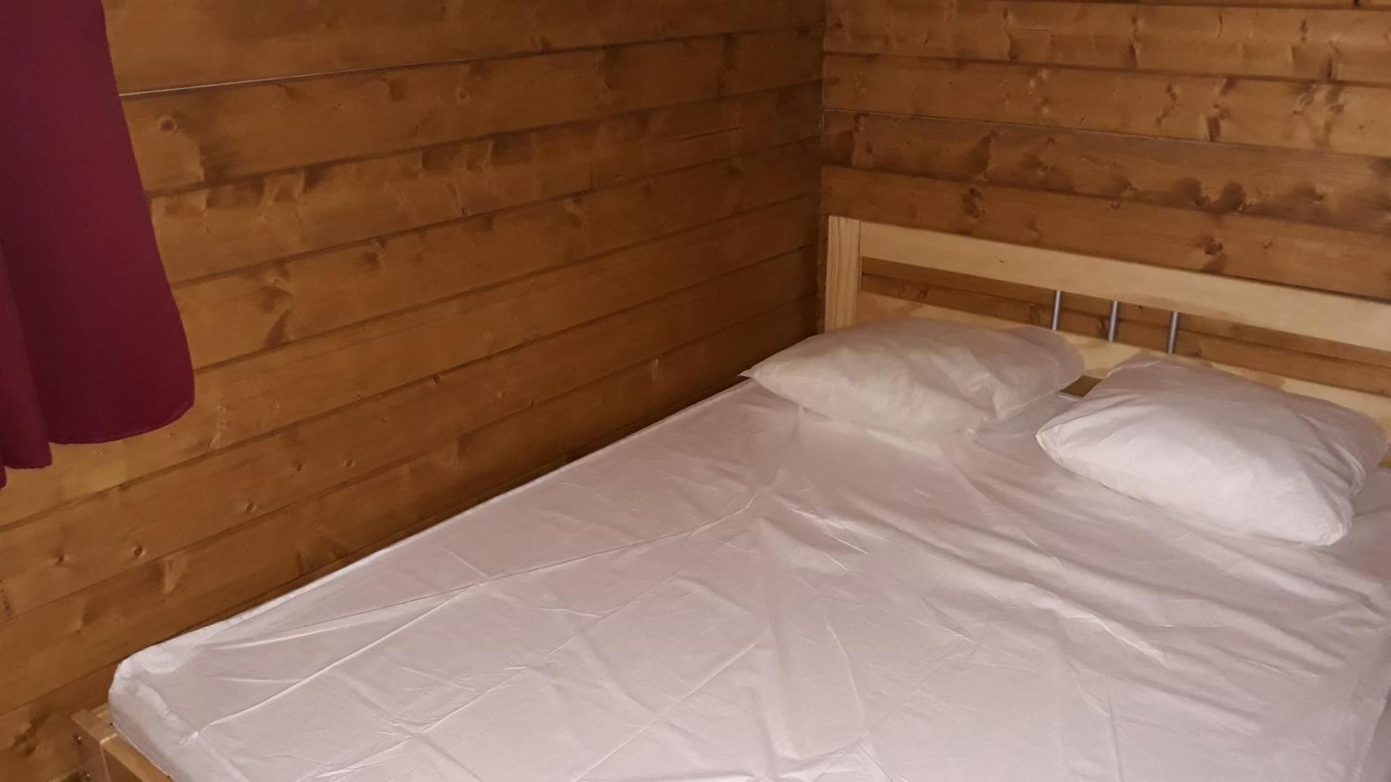 Camping Le Pre Saint-Andre Souvignargues 객실 사진