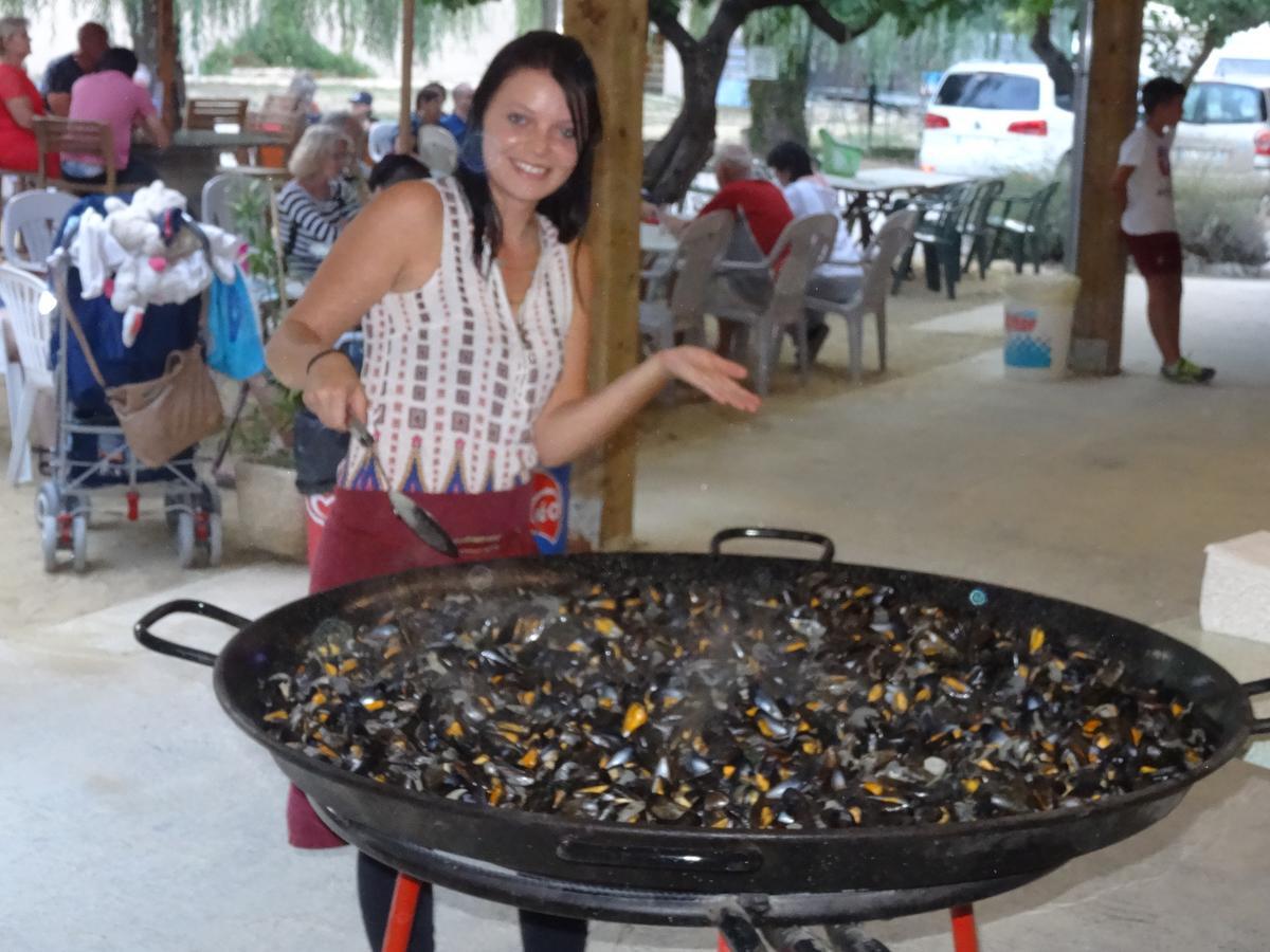 Camping Le Pre Saint-Andre Souvignargues 외부 사진