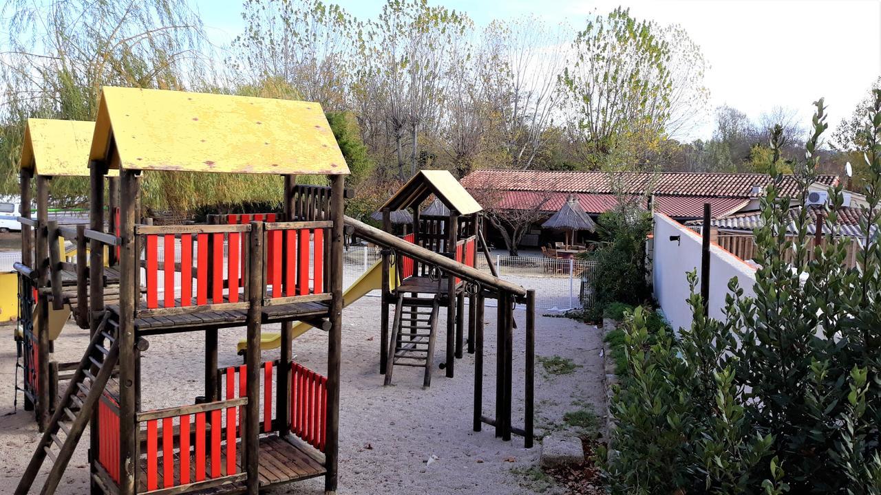 Camping Le Pre Saint-Andre Souvignargues 외부 사진